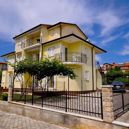 Ferienwohnung Fuer 2 Personen 30 M2 In Novigrad, Istrien Karpinjan 외부 사진